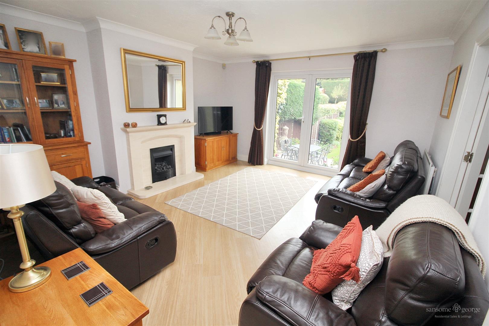 4 bed property in Westwood Glen, Reading